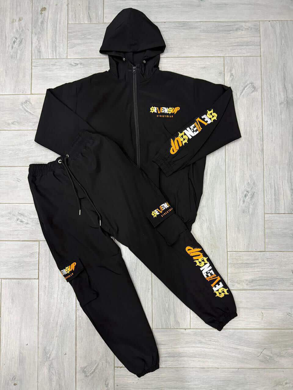 SEVENSUP Windbreaker Set